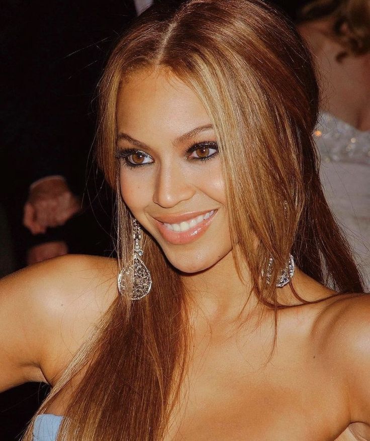 Beyonce y2k looks 0051