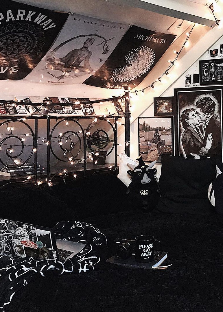 grunge aesthetic y2k room 0015