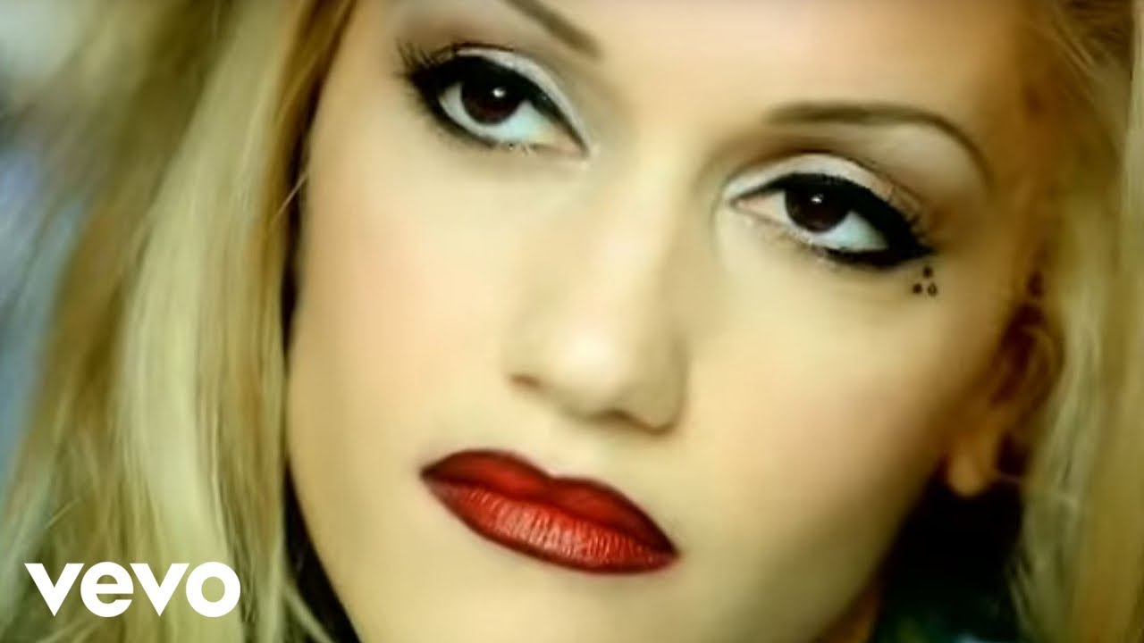 Gwen Stefani y2k aesthetic 0019