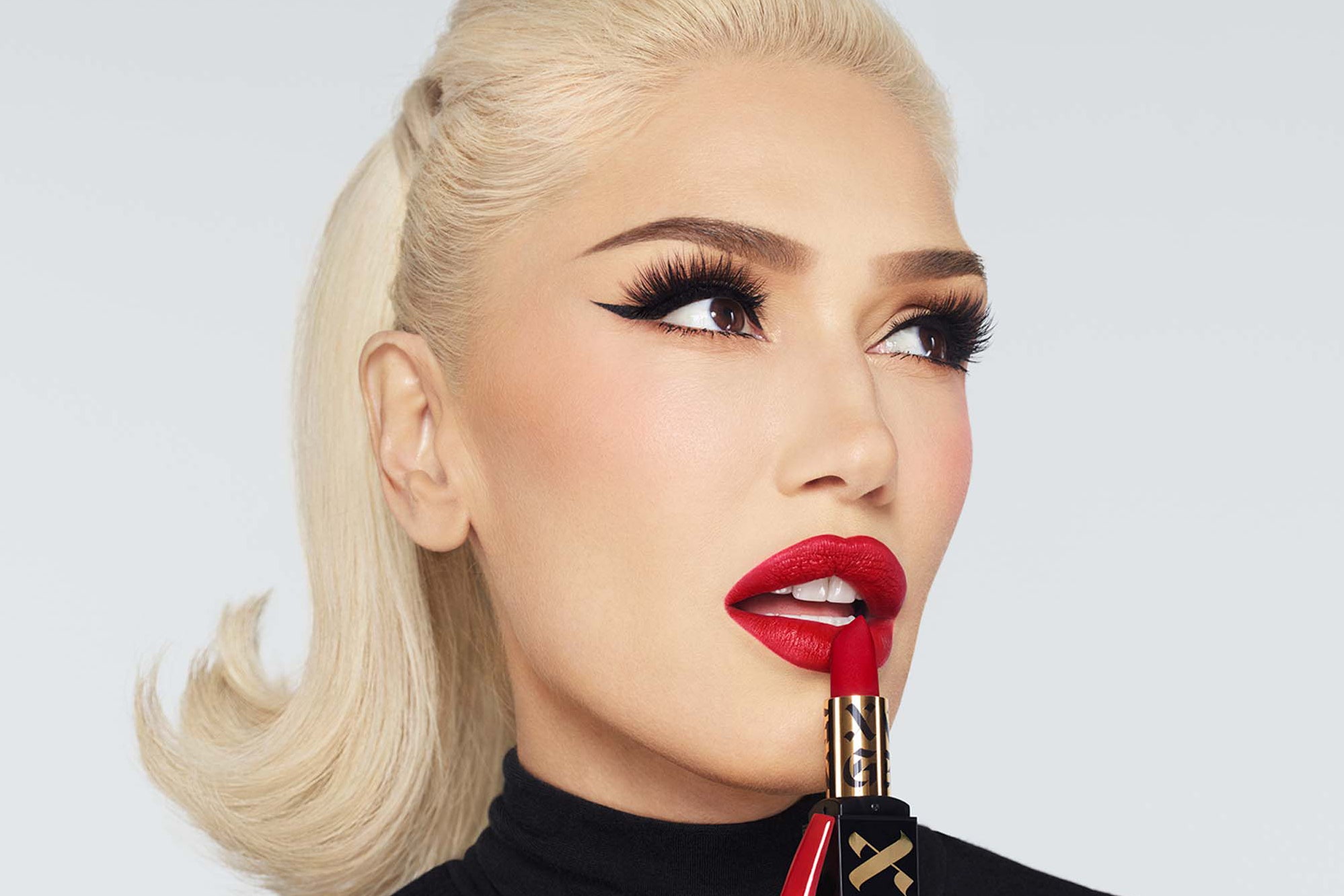 Gwen Stefani's signature Y2K accessories