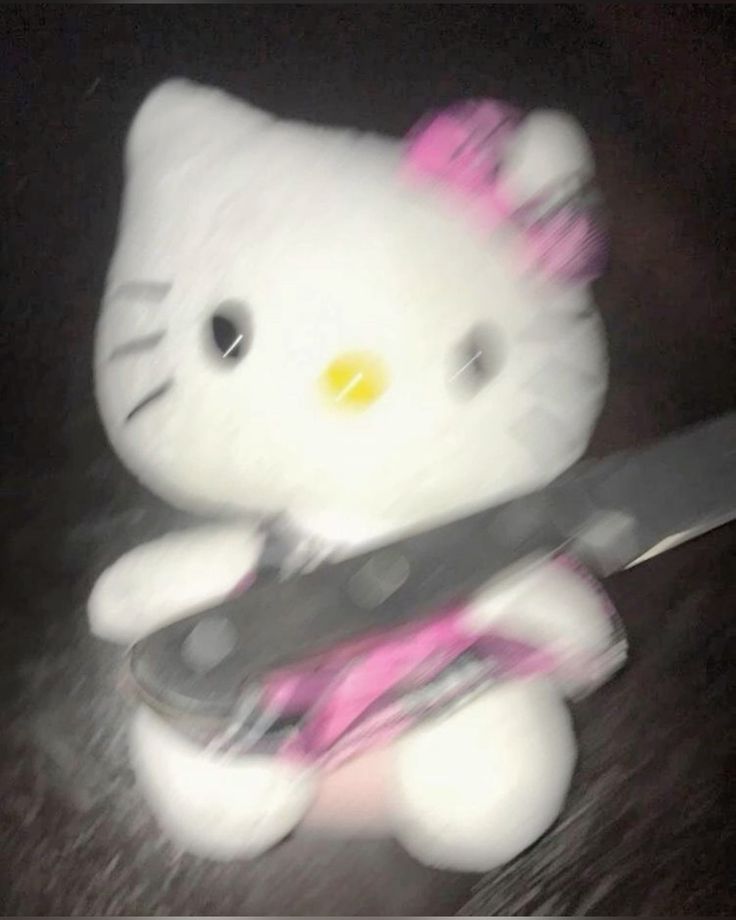 hello kitty pfp y2k