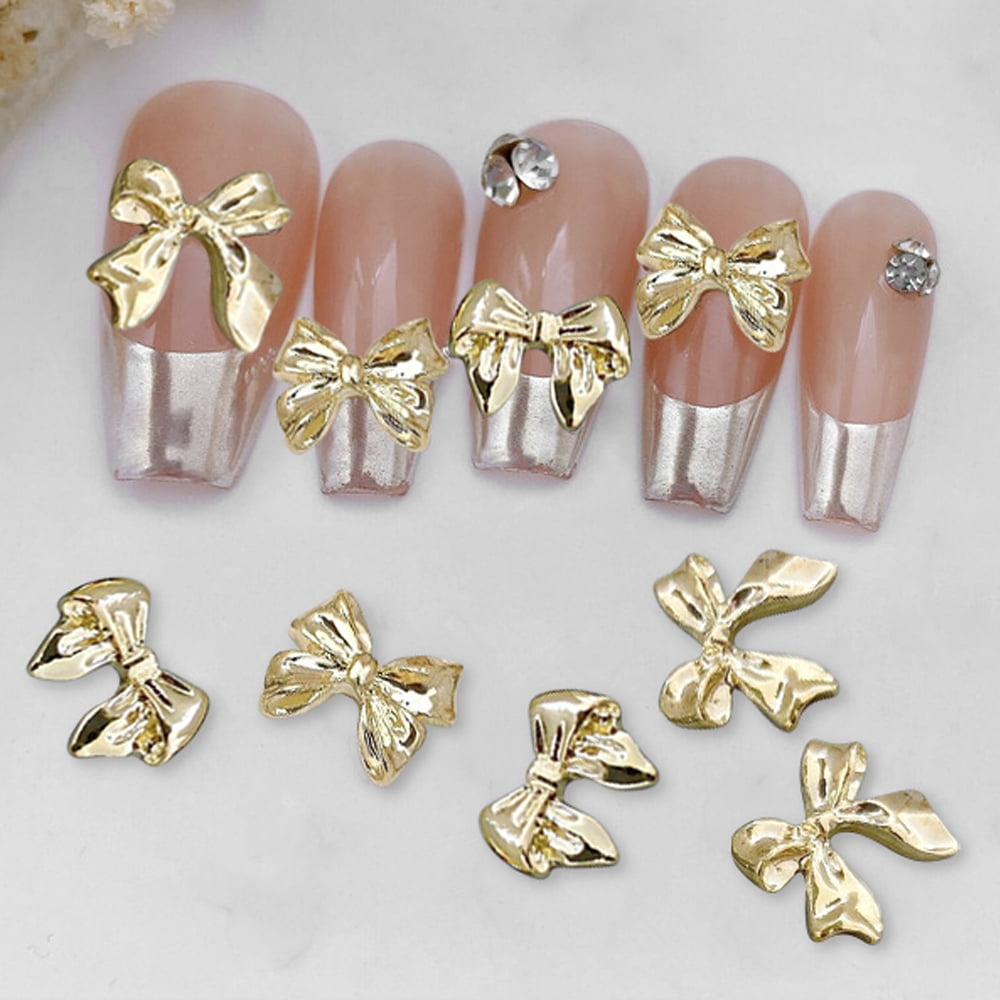 nails with charms y2k 0074