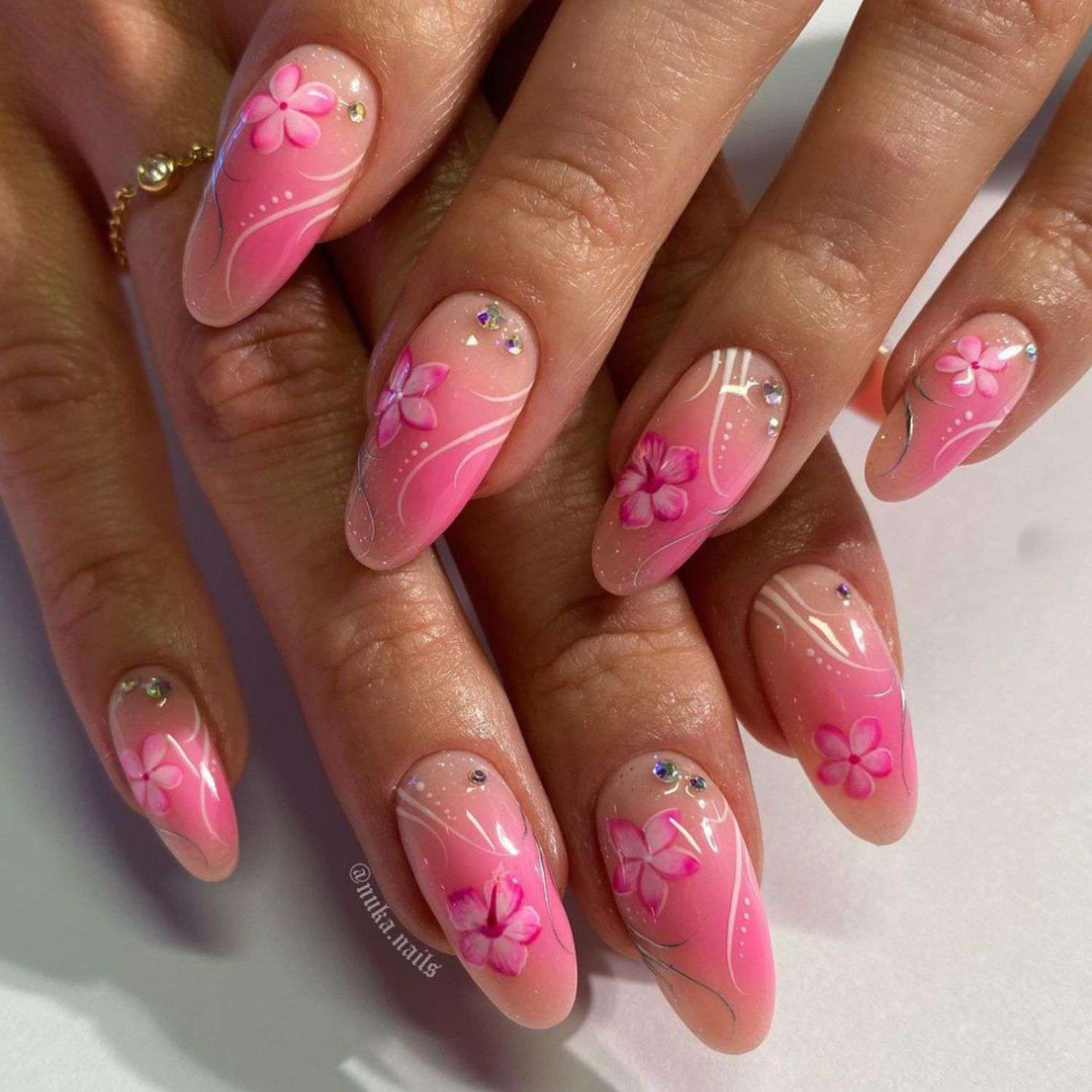 pink y2k nails 0015