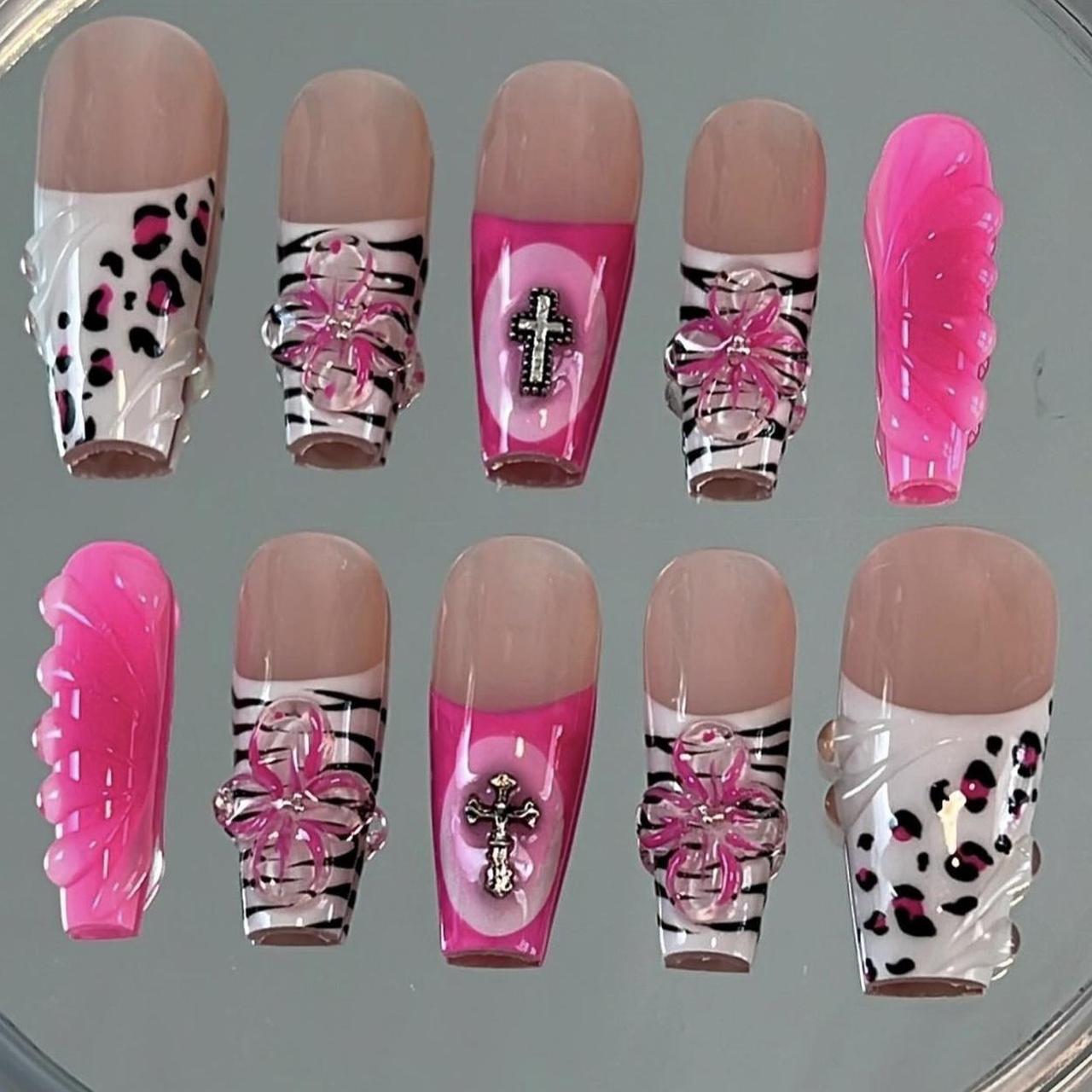 pink y2k nails 0056