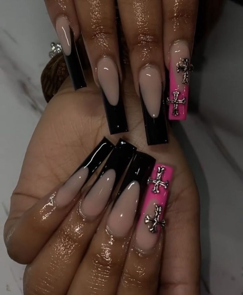 pink y2k nails 0070