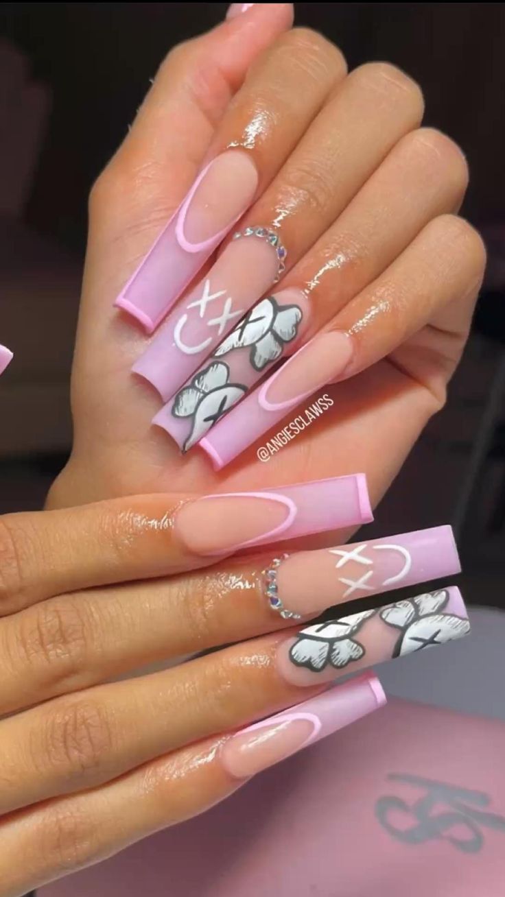 pink y2k nails 0091