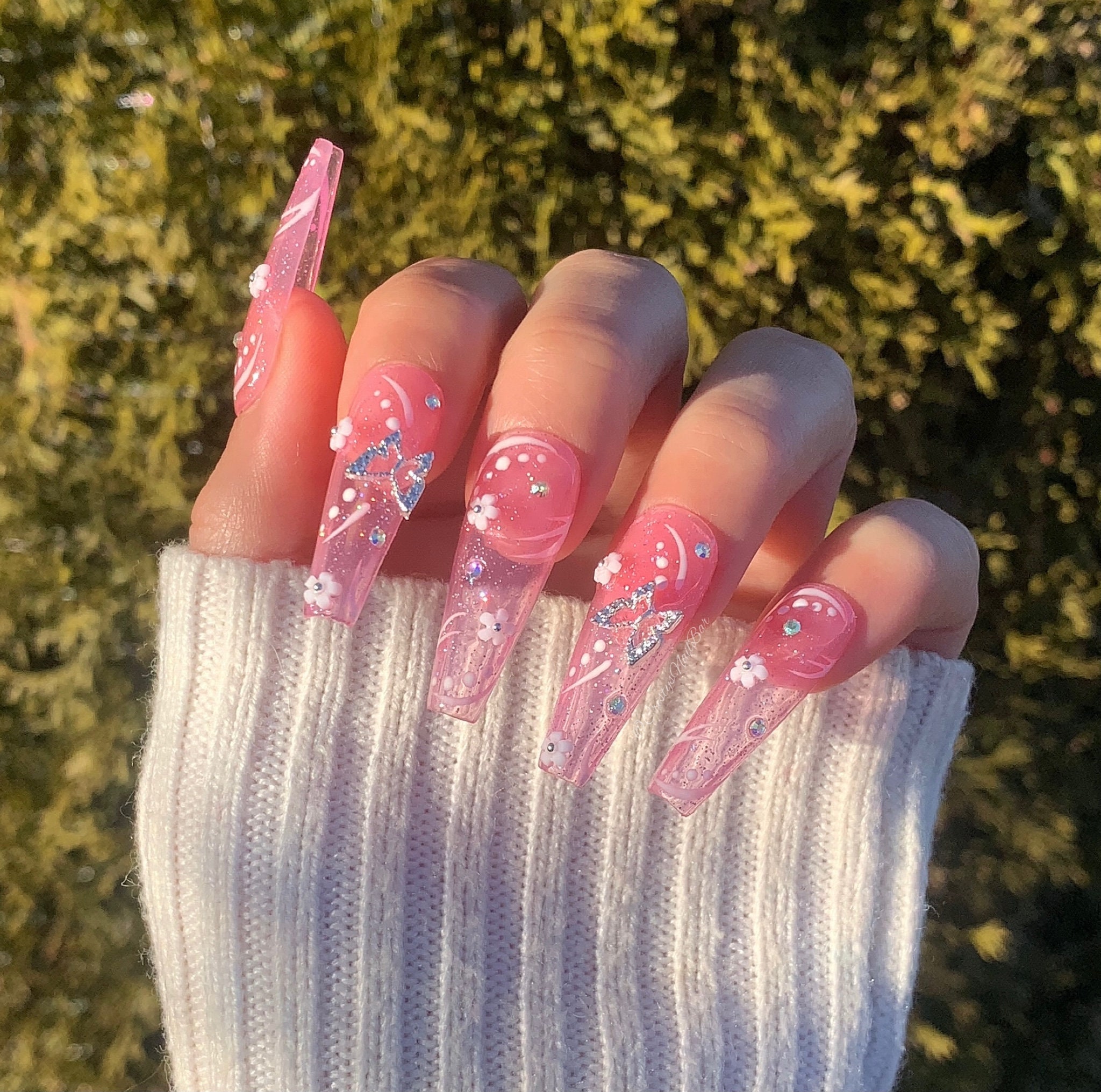 pink y2k nails 0098