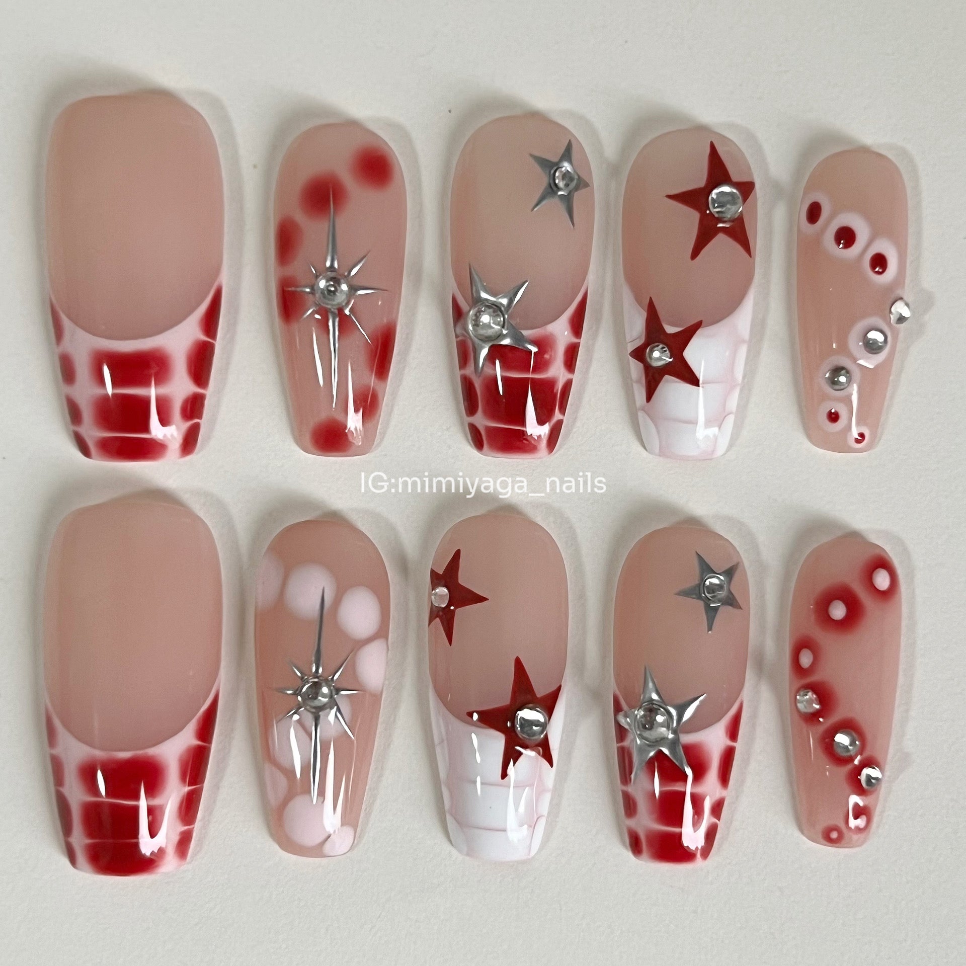 red y2k nails 0017