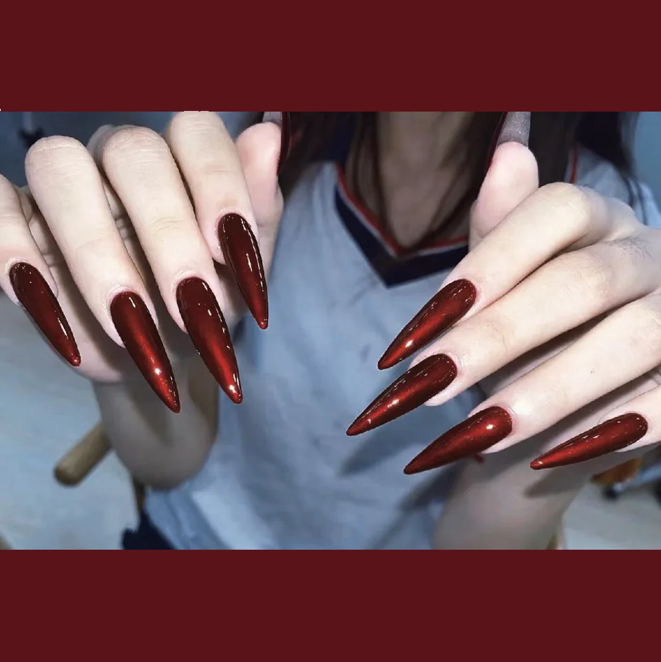 red y2k nails 0087