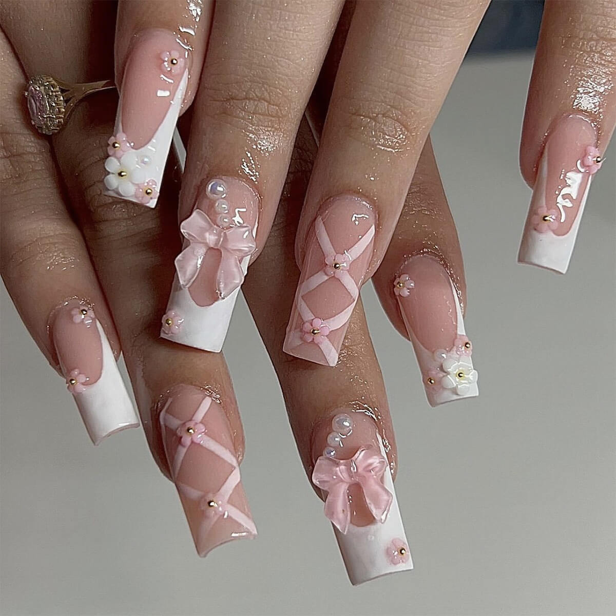 y2k french tip nails 0011