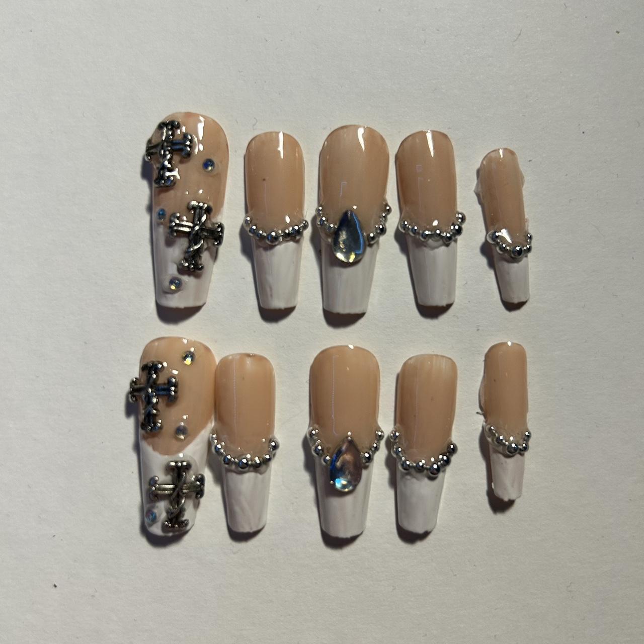 y2k french tip nails 0042