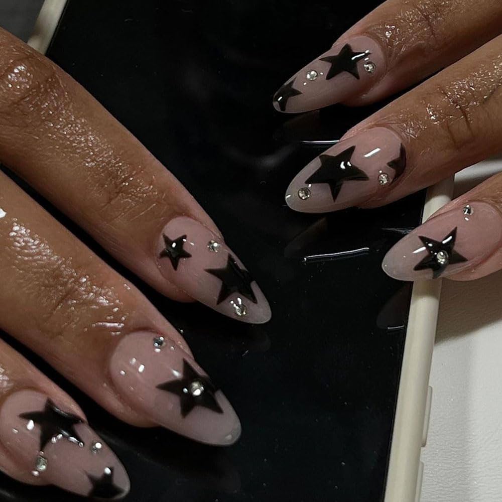 y2k-inspired star nails short