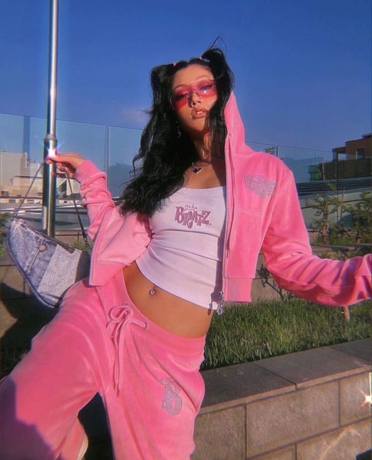 y2k pink outfits 0096